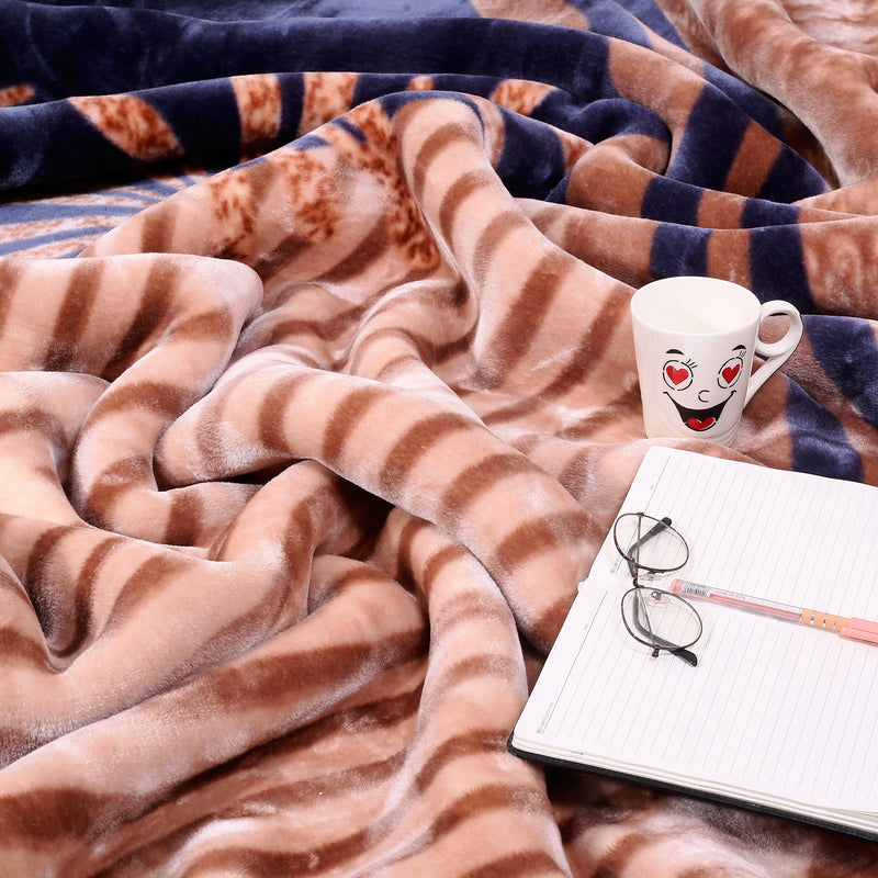 Luxury Modern Printed King Blanket 5.6 kg Double Layer (Multi-Color)