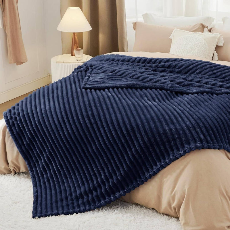 Heritage Luxurious Pencil Textured Blanket (Dark Blue)