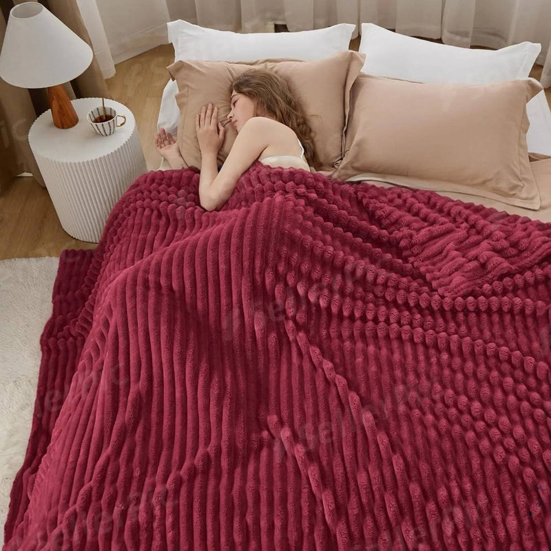 Heritage Luxurious Pencil Textured Blanket (Maroon)
