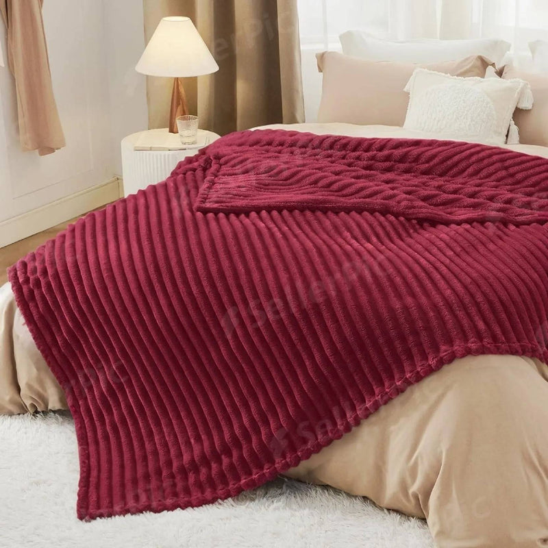 Heritage Luxurious Pencil Textured Blanket (Maroon)