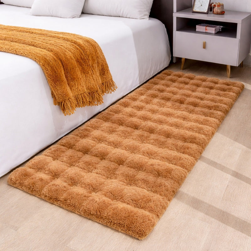 MAGICAL Premium Faux Rabbit Fur Bubble Bed Runner